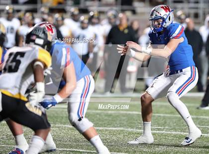 Thumbnail 1 in Westlake v SA Brennan (UIL 6A Area Playoff) photogallery.