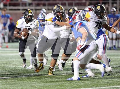Thumbnail 2 in Westlake v SA Brennan (UIL 6A Area Playoff) photogallery.