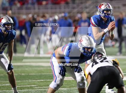 Thumbnail 1 in Westlake v SA Brennan (UIL 6A Area Playoff) photogallery.