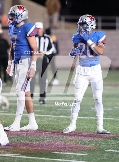 Thumbnail 1 in Westlake v SA Brennan (UIL 6A Area Playoff) photogallery.