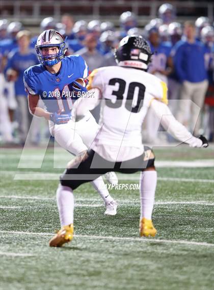 Thumbnail 1 in Westlake v SA Brennan (UIL 6A Area Playoff) photogallery.