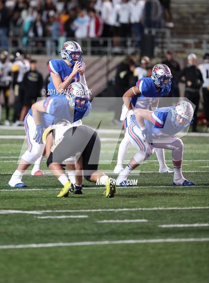 Thumbnail 2 in Westlake v SA Brennan (UIL 6A Area Playoff) photogallery.
