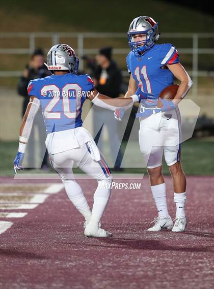Thumbnail 3 in Westlake v SA Brennan (UIL 6A Area Playoff) photogallery.