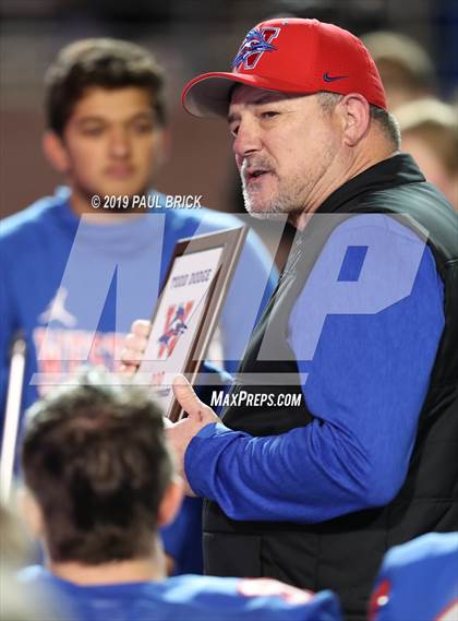 Thumbnail 1 in Westlake v SA Brennan (UIL 6A Area Playoff) photogallery.