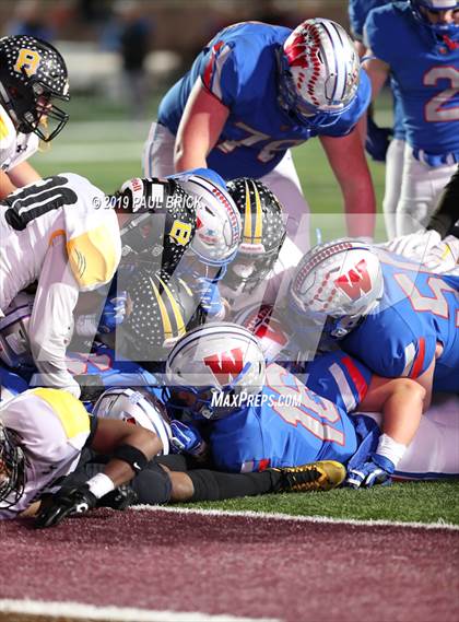 Thumbnail 3 in Westlake v SA Brennan (UIL 6A Area Playoff) photogallery.