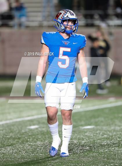 Thumbnail 2 in Westlake v SA Brennan (UIL 6A Area Playoff) photogallery.