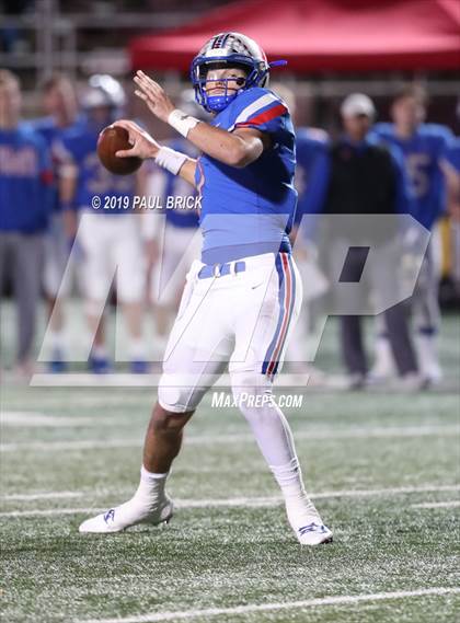 Thumbnail 1 in Westlake v SA Brennan (UIL 6A Area Playoff) photogallery.