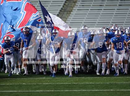 Thumbnail 2 in Westlake v SA Brennan (UIL 6A Area Playoff) photogallery.