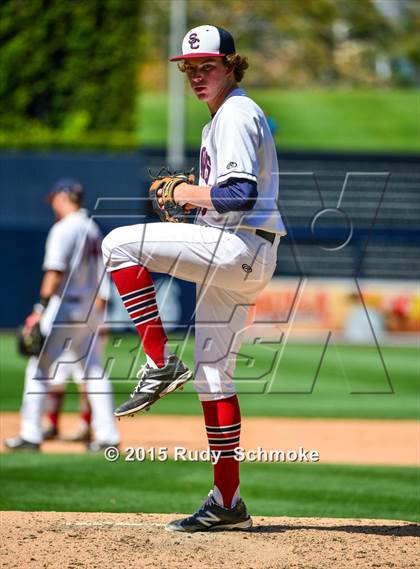 Thumbnail 2 in Grossmont @ Steele Canyon photogallery.