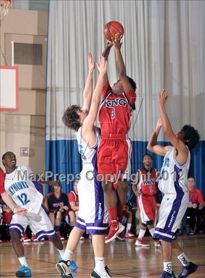 Thumbnail 1 in King vs. Silverado (MaxPreps Holiday Classic) photogallery.