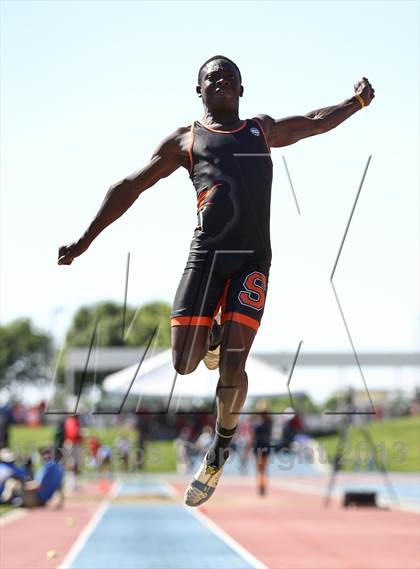 Thumbnail 1 in CIF State Track & Field Championships (Long Jump) photogallery.