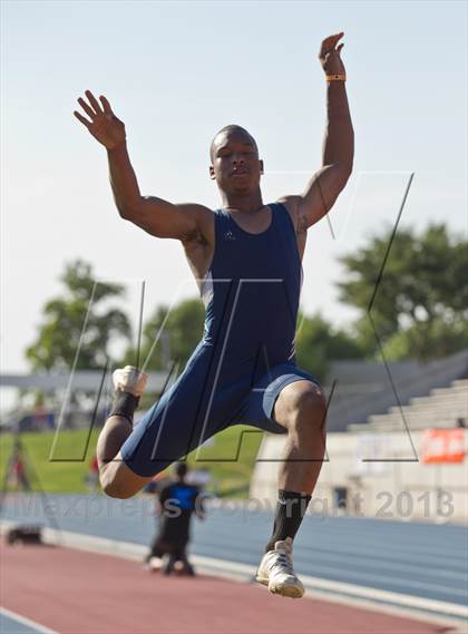 Thumbnail 1 in CIF State Track & Field Championships (Long Jump) photogallery.