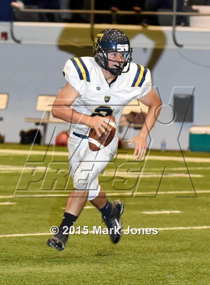 Thumbnail 3 in Kingman Academy vs. Bourgade Catholic photogallery.