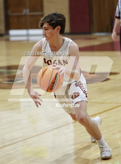 Thumbnail 2 in Ridgeline @ Logan (Sophomore) photogallery.