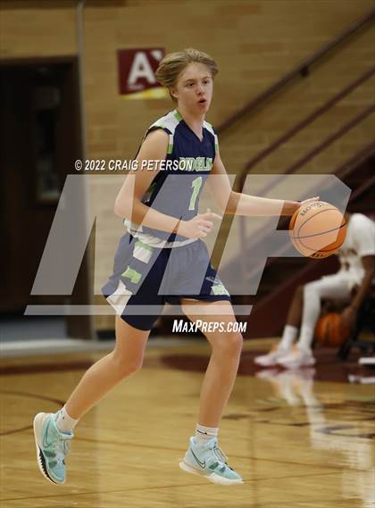 Thumbnail 3 in Ridgeline @ Logan (Sophomore) photogallery.
