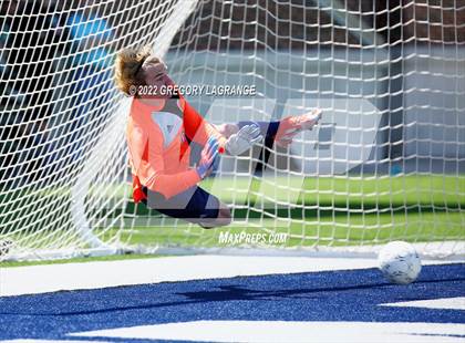 Thumbnail 3 in Plano vs Keller (UIL 6A Regional Playoff) photogallery.