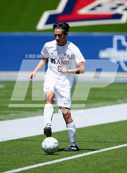Thumbnail 1 in Plano vs Keller (UIL 6A Regional Playoff) photogallery.