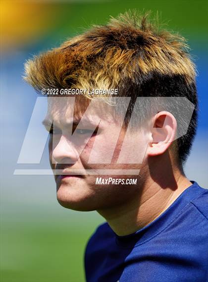 Thumbnail 2 in Plano vs Keller (UIL 6A Regional Playoff) photogallery.