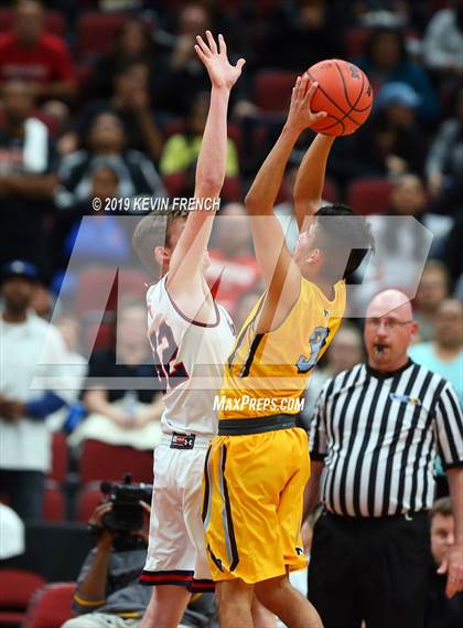 Thumbnail 2 in Alchesay vs. Scottsdale Christian Academy (AIA 2A Final) photogallery.