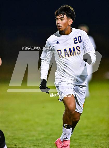 Thumbnail 3 in Holy Family vs Roaring Fork (CHSAA 3A Semi Final) photogallery.