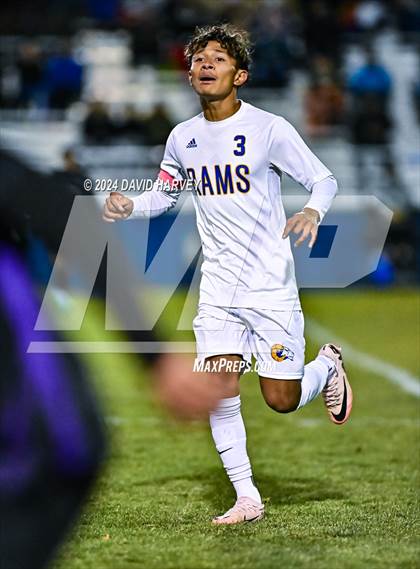 Thumbnail 3 in Holy Family vs Roaring Fork (CHSAA 3A Semi Final) photogallery.