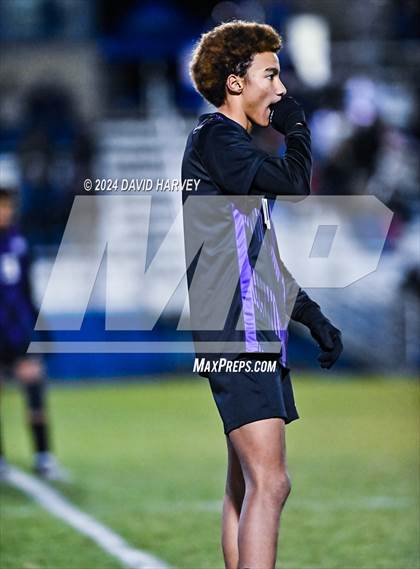 Thumbnail 3 in Holy Family vs Roaring Fork (CHSAA 3A Semi Final) photogallery.