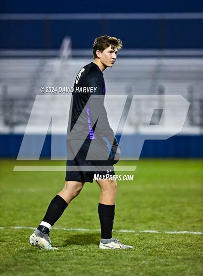 Thumbnail 2 in Holy Family vs Roaring Fork (CHSAA 3A Semi Final) photogallery.