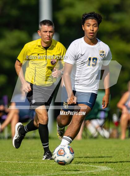 Thumbnail 1 in Cape Fear vs Pinecrest (Battle for the Bell) photogallery.