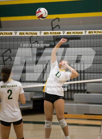 Thumbnail 3 in JV: Hillsboro @ Putnam photogallery.