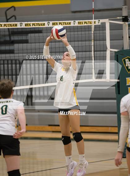 Thumbnail 2 in JV: Hillsboro @ Putnam photogallery.