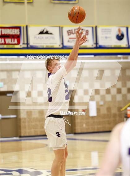 Thumbnail 1 in Spring Creek vs. Ridgeline photogallery.