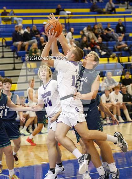 Thumbnail 1 in Spring Creek vs. Ridgeline photogallery.
