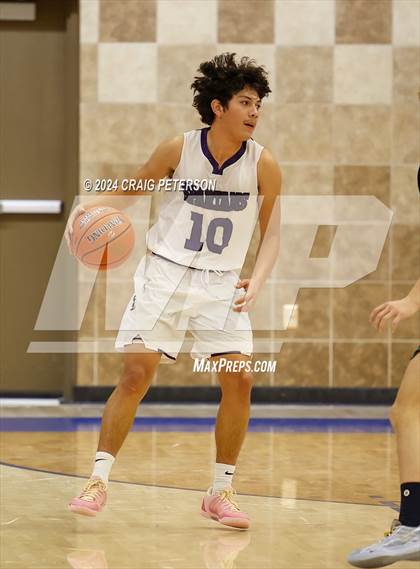 Thumbnail 1 in Spring Creek vs. Ridgeline photogallery.