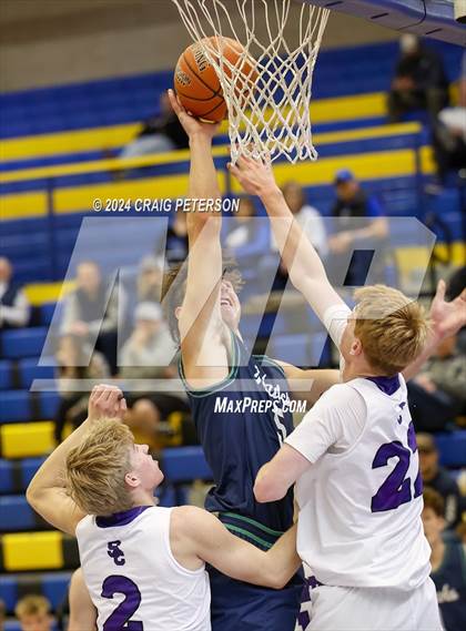 Thumbnail 3 in Spring Creek vs. Ridgeline photogallery.