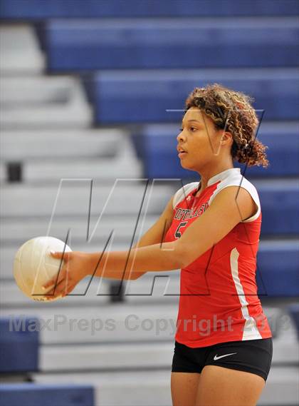 Thumbnail 1 in Northeast vs Cardinal O'Hara (AAA District 12 Championship) photogallery.