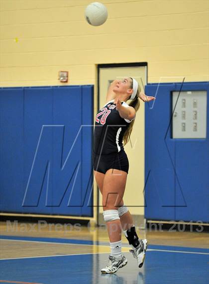 Thumbnail 1 in Northeast vs Cardinal O'Hara (AAA District 12 Championship) photogallery.