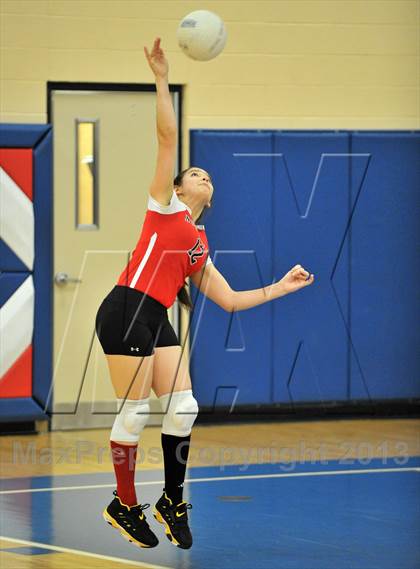 Thumbnail 3 in Northeast vs Cardinal O'Hara (AAA District 12 Championship) photogallery.