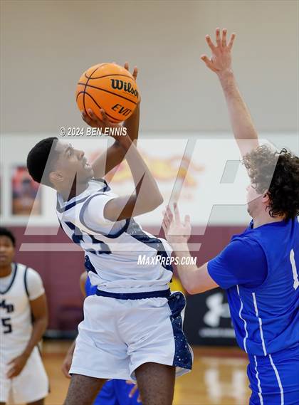 Thumbnail 2 in Mt. Bethel Christian Academy vs. McCallie (Hard in the Paint) photogallery.