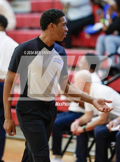 Thumbnail 1 in Mt. Bethel Christian Academy vs. McCallie (Hard in the Paint) photogallery.