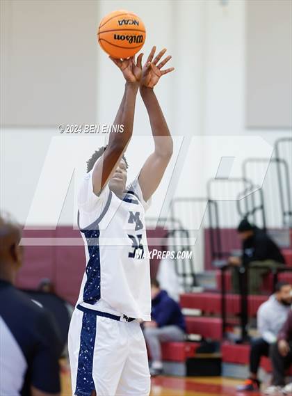 Thumbnail 1 in Mt. Bethel Christian Academy vs. McCallie (Hard in the Paint) photogallery.