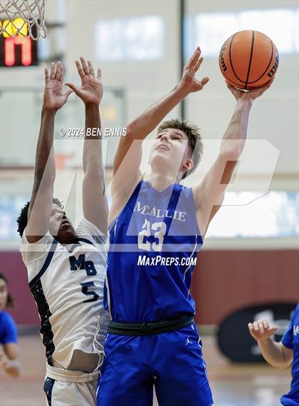 Thumbnail 1 in Mt. Bethel Christian Academy vs. McCallie (Hard in the Paint) photogallery.