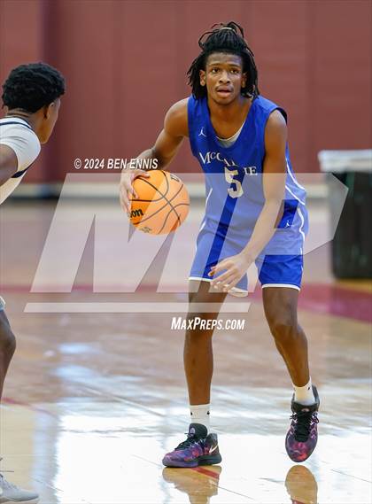 Thumbnail 3 in Mt. Bethel Christian Academy vs. McCallie (Hard in the Paint) photogallery.