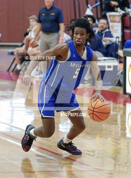 Thumbnail 2 in Mt. Bethel Christian Academy vs. McCallie (Hard in the Paint) photogallery.