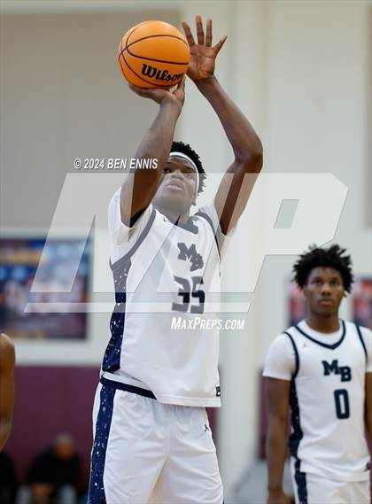 Thumbnail 3 in Mt. Bethel Christian Academy vs. McCallie (Hard in the Paint) photogallery.