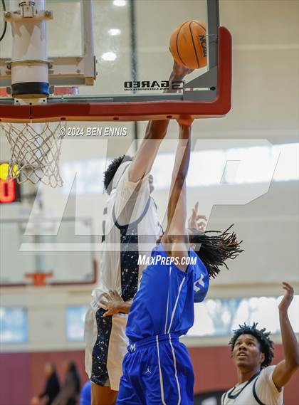 Thumbnail 3 in Mt. Bethel Christian Academy vs. McCallie (Hard in the Paint) photogallery.