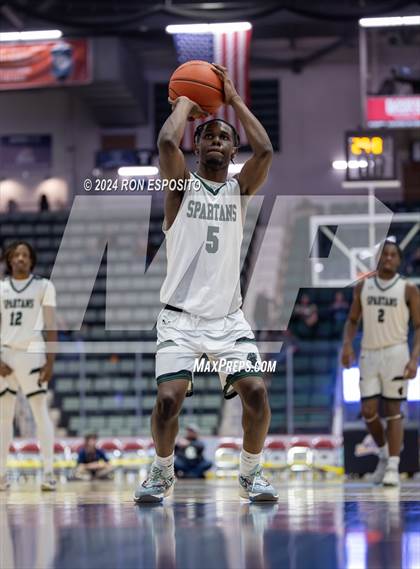 Thumbnail 3 in Elmont vs West Genesee (NYSPHSAA Class AA Final) photogallery.