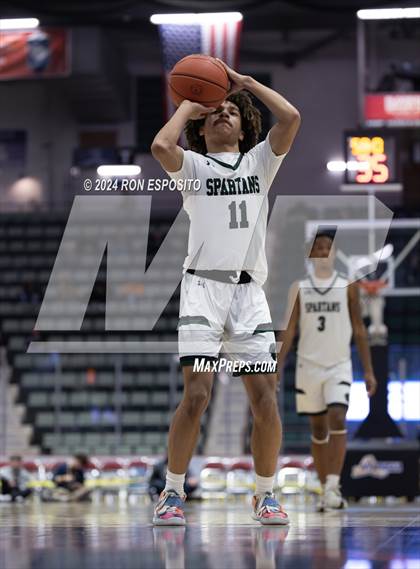 Thumbnail 2 in Elmont vs West Genesee (NYSPHSAA Class AA Final) photogallery.