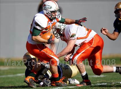 Thumbnail 1 in East Lincoln vs. Reidsville (NCHSAA 2-AA Football Final) photogallery.
