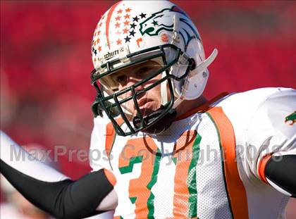 Thumbnail 2 in East Lincoln vs. Reidsville (NCHSAA 2-AA Football Final) photogallery.