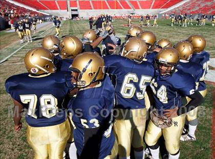 Thumbnail 3 in East Lincoln vs. Reidsville (NCHSAA 2-AA Football Final) photogallery.